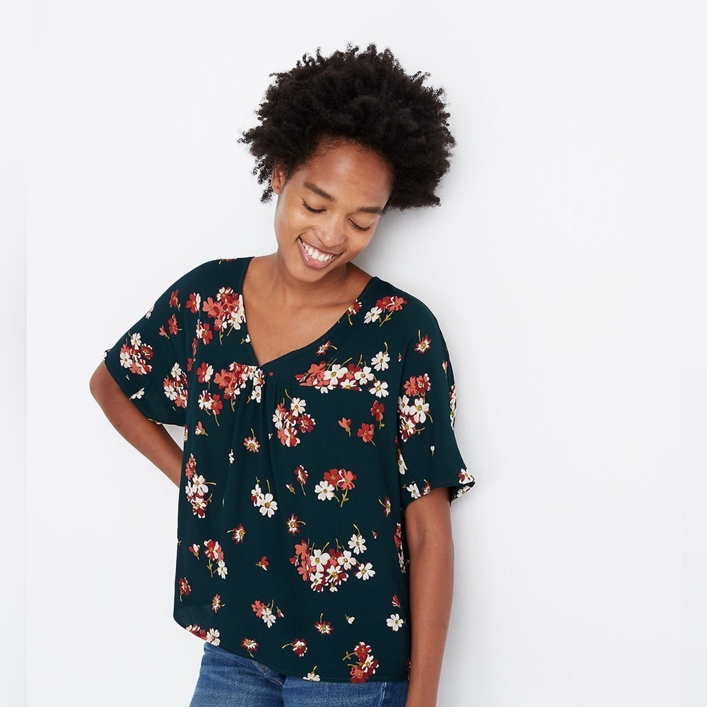 Madewell Rhyme Short Sleeve V Neck Top in Spruce Blooms